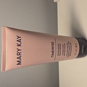 NEW Mary Kay Timewise Antioxidant Moisturizer Combo to Oily Skin - Light Pink